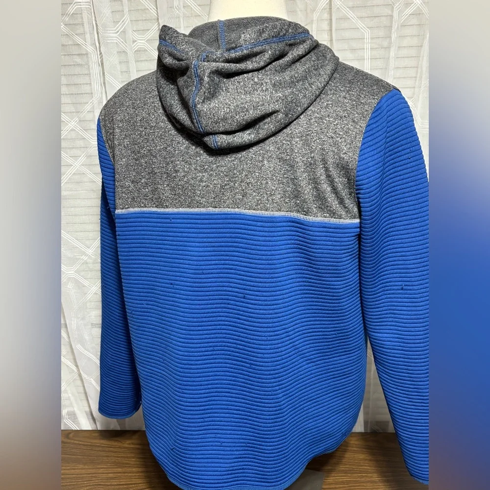 NFL TEAM Apparel Indianapolis Colts Blue and Gray Zip-Up Hoodie 27”L 23” p2p